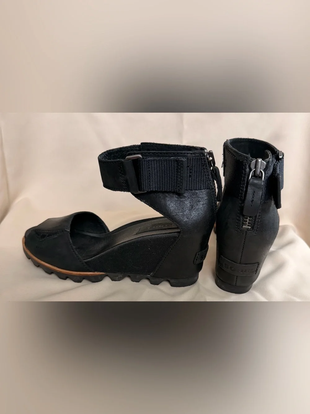 Sorel Women’s Black Wedge Sandals with Ankle Strap